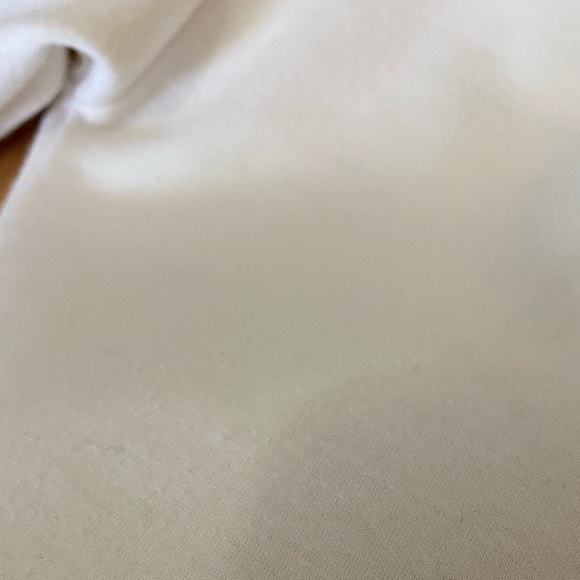 Only White Crew Neck - Picture 4 of 4